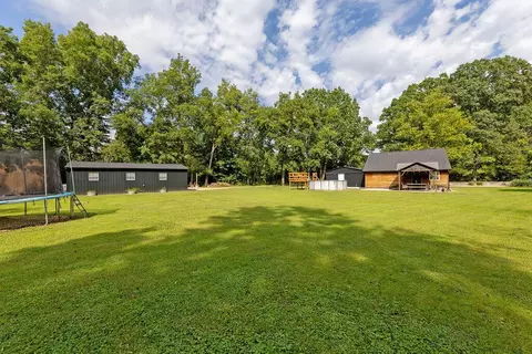 1621 Hogback Rd, Sunbury, OH 43074