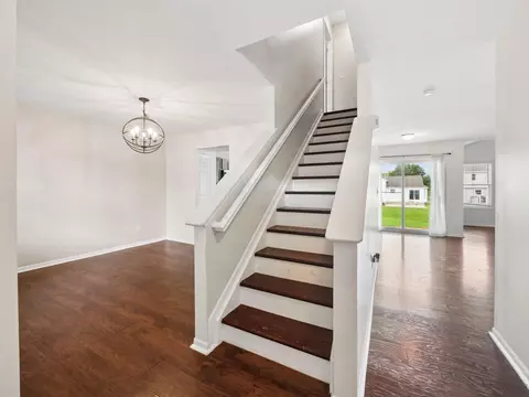 Entry Way - 5560 Boucher Dr, Orient, OH 43146 photo 2 of 2