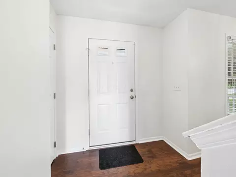 Entry Way - 5560 Boucher Dr, Orient, OH 43146 photo 1 of 2