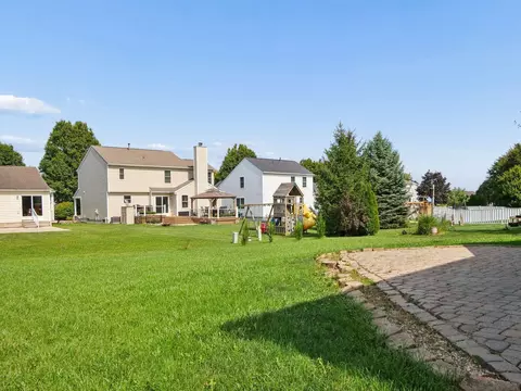 Exterior - 5560 Boucher Dr, Orient, OH 43146 photo 5 of 7