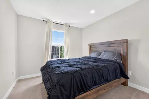 Bedroom - 401 Pagoda Loop, Delaware, OH 43015 photo 6 of 7