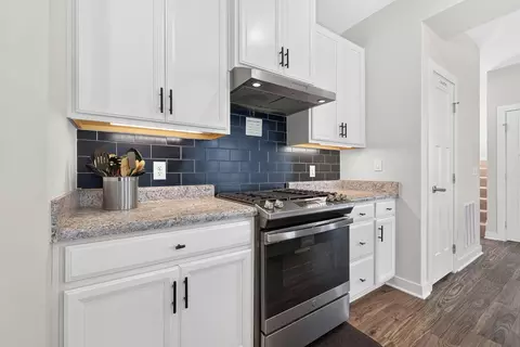 Kitchen - 401 Pagoda Loop, Delaware, OH 43015 photo 4 of 5
