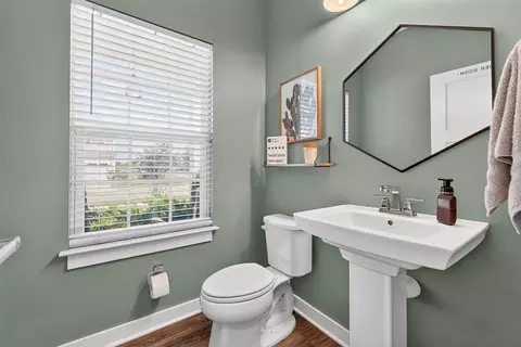 Bath - 401 Pagoda Loop, Delaware, OH 43015 photo 1 of 10