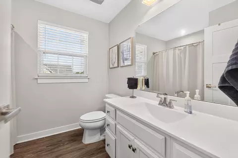 Bath - 401 Pagoda Loop, Delaware, OH 43015 photo 6 of 10