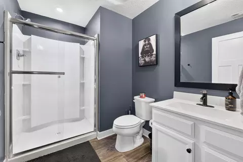 Bath - 401 Pagoda Loop, Delaware, OH 43015 photo 9 of 10
