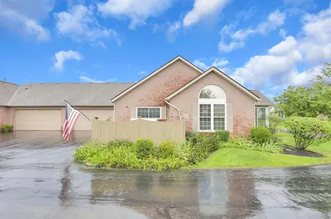 2018 Farmbrook Cir N, Grove City, OH 43123
