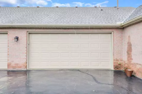 Exterior - 2018 Farmbrook Cir N, Grove City, OH 43123 photo 3 of 13