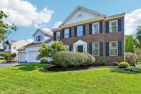 4952 Alston Grove Dr, Westerville, OH 43082
