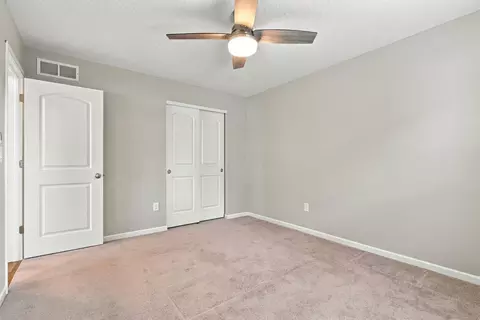 Bedroom - 247 Jay Ct, Delaware, OH 43015 photo 6 of 6