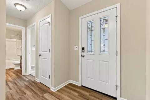 Entry Way - 247 Jay Ct, Delaware, OH 43015 photo 2 of 5