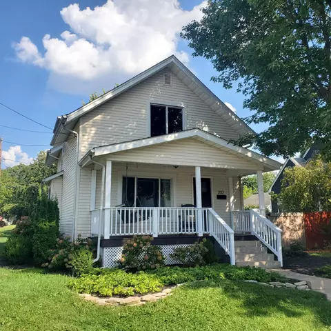 202 Hamilton Ave, Westerville, OH 43081