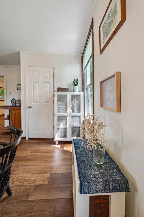 Entry Way - 98 Potter St, Delaware, OH 43015 photo 1 of 1