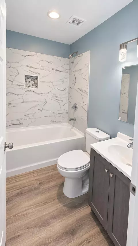 Bath - 575 Darius St, Marion, OH 43302 photo 3 of 3