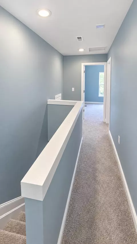 Entry Way - 575 Darius St, Marion, OH 43302 photo 3 of 3