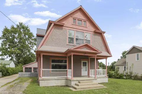 Exterior - 519 E Main St, Hebron, OH 43025 photo 2 of 9