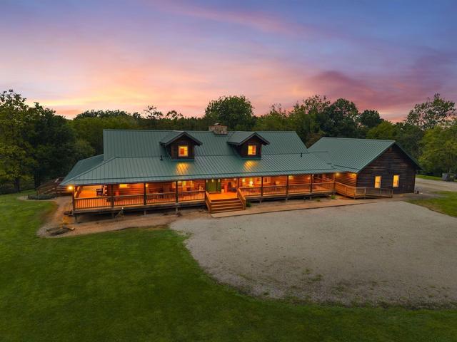 19951 Peach Orchard Rd, Union Furnace, OH 43158