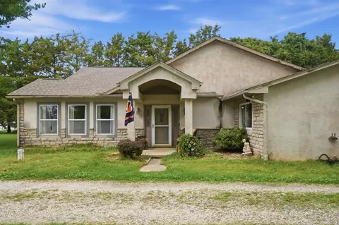 7456 New Albany Condit Rd, New Albany, OH 43054