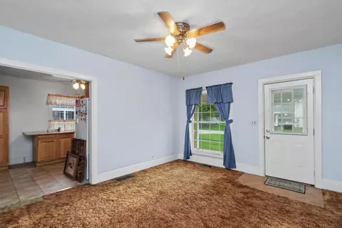 Living - 114 Enterprise St, Edison, OH 43320 photo 1 of 4