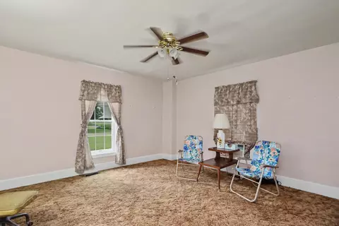 Living - 114 Enterprise St, Edison, OH 43320 photo 3 of 4