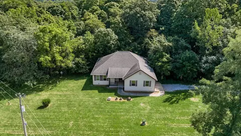 3080 Winchester Southern Rd, Canal Winchester, OH 43110