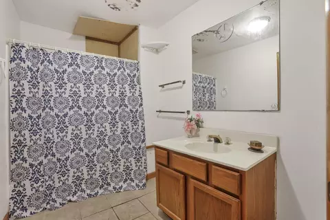 Bath - 20761 Rauber Rd, Logan, OH 43138 photo 2 of 2