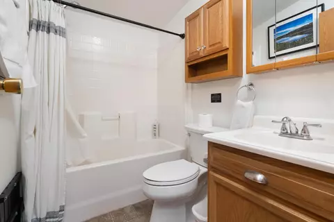 Bath - 18596 Harble Griffith Rd, Logan, OH 43138 photo 3 of 3