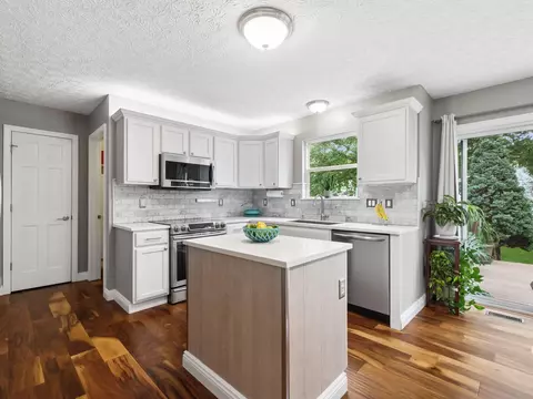 5779 Annmary Rd, Hilliard, OH 43026