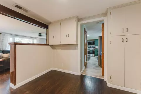 Entry Way - 106 8th St, Prospect, OH 43342 photo 2 of 3