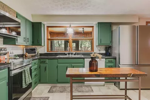 Kitchen - 106 8th St, Prospect, OH 43342 photo 1 of 5