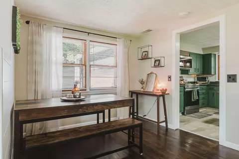 Dining - 106 8th St, Prospect, OH 43342 photo 1 of 2