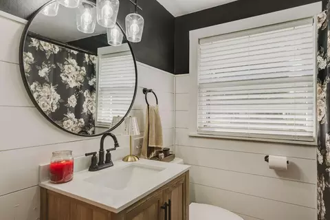 Bath - 106 8th St, Prospect, OH 43342 photo 3 of 3