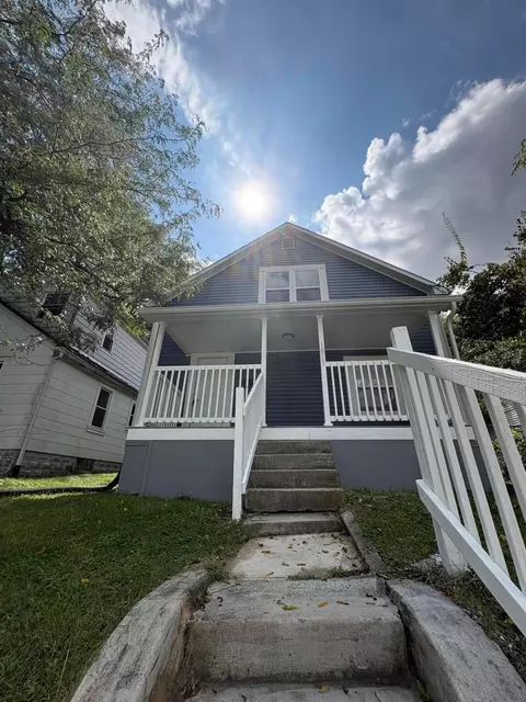 Exterior - 1811 Hillside Ave, Springfield, OH 45503 photo 3 of 6