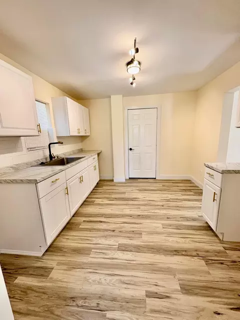 Kitchen - 1811 Hillside Ave, Springfield, OH 45503 photo 1 of 2