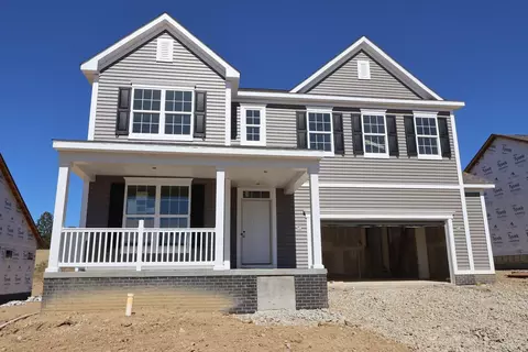 538 Creekside Loop S, Pataskala, OH 43062