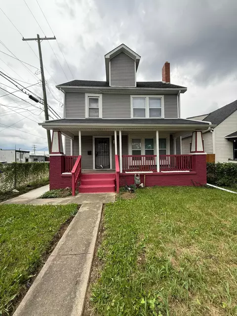 1677 Genessee Ave, Columbus, OH 43211