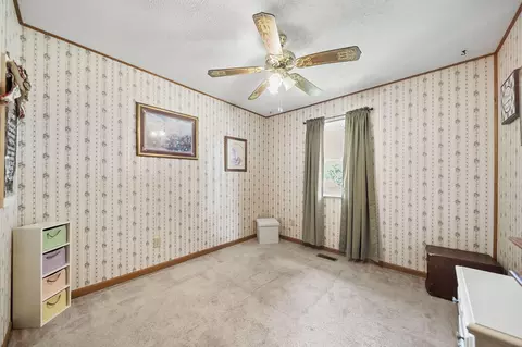 Bedroom - 1250 Grenada Dr, Marion, OH 43302 photo 8 of 8