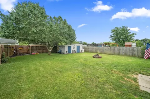 Exterior - 1250 Grenada Dr, Marion, OH 43302 photo 3 of 7