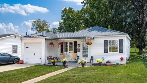 838 Wabash Ave, Zanesville, OH 43701