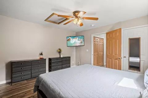 Bedroom - 121 Fairview Blvd, Circleville, OH 43113 photo 2 of 4
