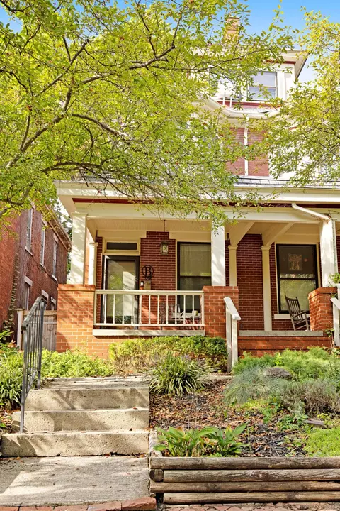 356 W Hubbard Ave, Columbus, OH 43215
