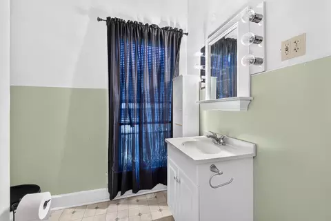 Bath - 309 N Main St, De Graff, OH 43318 photo 5 of 5