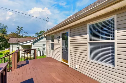 Exterior - 16 E Mitchell St, Jackson, OH 45640 photo 5 of 11