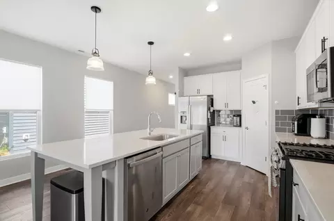 Kitchen - 7094 Celebration Dr, Powell, OH 43065 photo 3 of 7