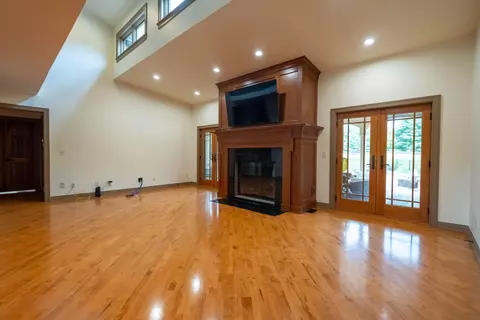 Living - 7601 Perry Rd, Delaware, OH 43015 photo 4 of 7