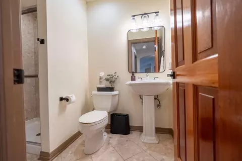 Bath - 7601 Perry Rd, Delaware, OH 43015 photo 6 of 10