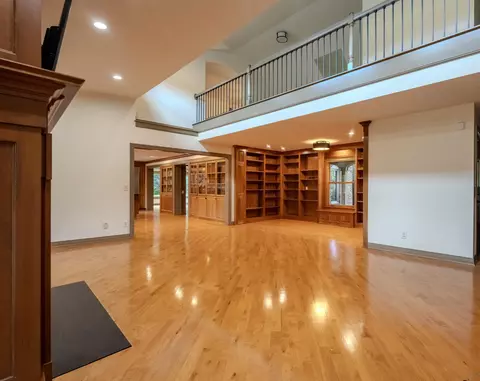 Living - 7601 Perry Rd, Delaware, OH 43015 photo 6 of 7