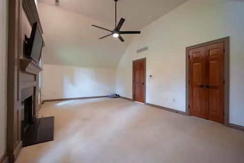 Bedroom - 7601 Perry Rd, Delaware, OH 43015 photo 3 of 9