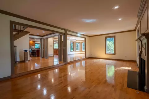 Living - 7601 Perry Rd, Delaware, OH 43015 photo 2 of 7