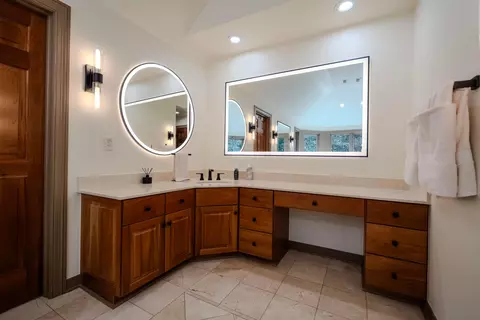 Bath - 7601 Perry Rd, Delaware, OH 43015 photo 5 of 10
