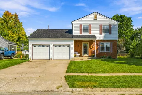 2570 Scott Ct, Grove City, OH 43123
